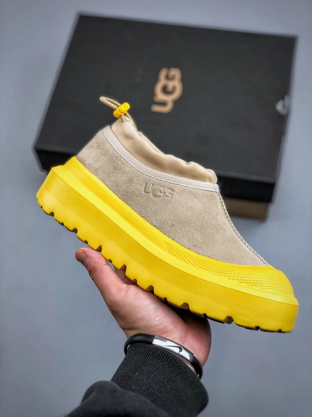 Local self-pickup 💰560 supports store delivery. Same style as Wang Yibo, the latest official revision and new style! The platform is exclusively for foreign trade UGG Tasman GTX winter neutral small potato snow shoes 1172790 Produced by the ten-year-old brand shoemaking factory production line. Pay attention to every detail. Longfeng A-grade genuine sheep fur is integrated. Created in full compliance with the ZP process. Size: 37-45